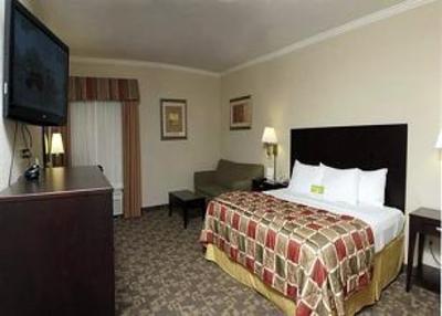 фото отеля La Quinta Inn & Suites Garland Harbor Point