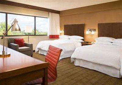 фото отеля Four Points by Sheraton Qingdao Chengyang