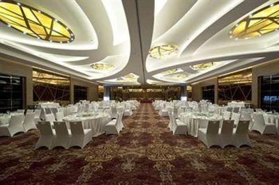 фото отеля Four Points by Sheraton Qingdao Chengyang