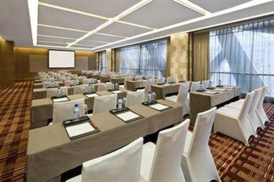 фото отеля Four Points by Sheraton Qingdao Chengyang