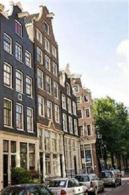 фото отеля Barangay Bed And Breakfast Amsterdam