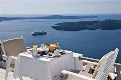 фото отеля Iliovasilema Suites Imerovigli