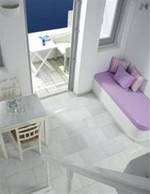 фото отеля Iliovasilema Suites Imerovigli