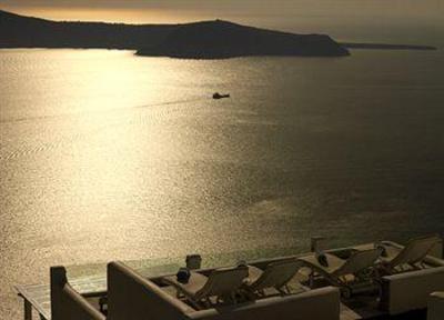 фото отеля Iliovasilema Suites Imerovigli