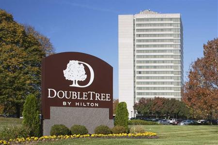 фото отеля DoubleTree by Hilton Kansas City - Overland Park