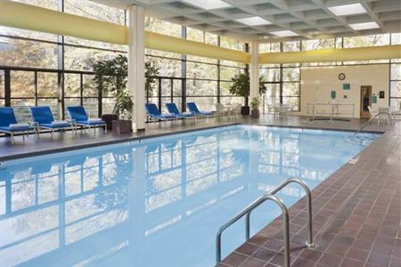 фото отеля DoubleTree by Hilton Kansas City - Overland Park