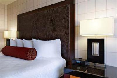 фото отеля Red Lion Hotel Anaheim