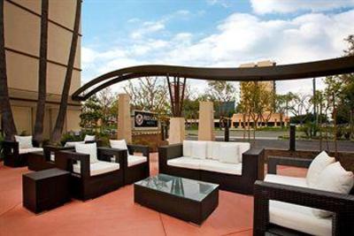 фото отеля Red Lion Hotel Anaheim