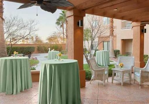 фото отеля Courtyard Las Vegas Henderson/Green Valley