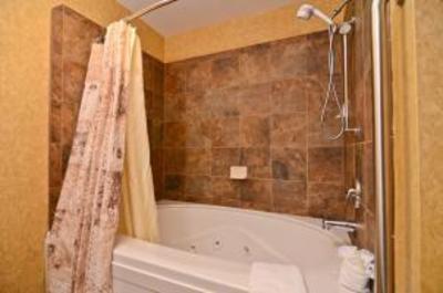 фото отеля Best Western Kelly Inn & Suites Fargo