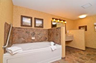 фото отеля Best Western Kelly Inn & Suites Fargo