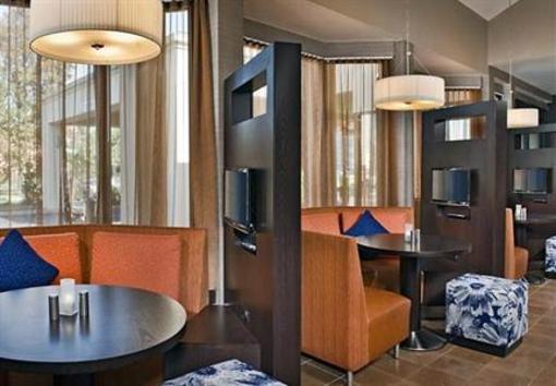 фото отеля Courtyard by Marriott Philadelphia Airport