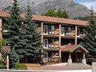 фото отеля High Country Inn Banff