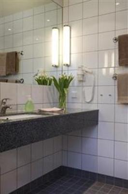 фото отеля Park Inn Malmo