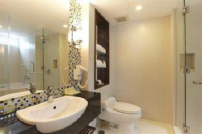 фото отеля Legacy Suites Bangkok