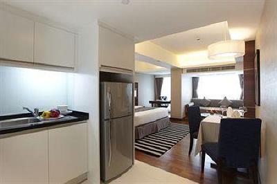 фото отеля Legacy Suites Bangkok