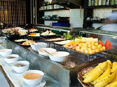 фото отеля Legacy Suites Bangkok