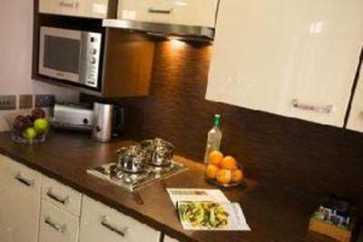 фото отеля Roomzzz Aparthotel Leeds