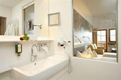фото отеля Haubers Alpenresort Hotel