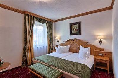 фото отеля Hotel Binderbubi Sighisoara