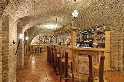 фото отеля Hotel Binderbubi Sighisoara
