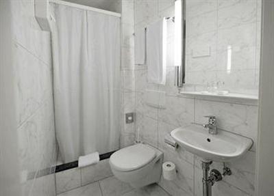 фото отеля BEST WESTERN Hotel Krone