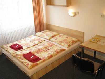 фото отеля Hotel Plus