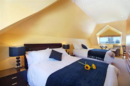 фото отеля Mandalay Beach Guest House