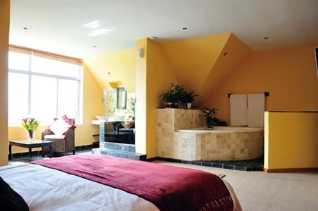 фото отеля Mandalay Beach Guest House