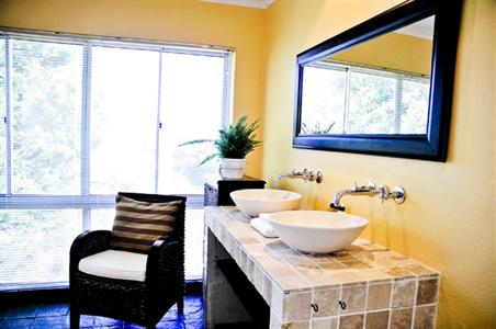 фото отеля Mandalay Beach Guest House
