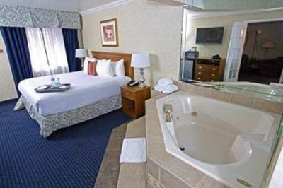 фото отеля Best Western InnSuites Hotel & Suites Phoenix