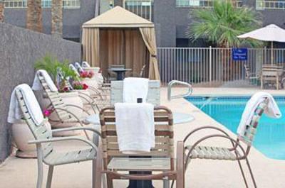 фото отеля Best Western InnSuites Hotel & Suites Phoenix