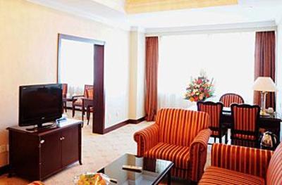 фото отеля Qinhuangdao International Hotel