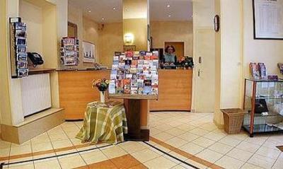 фото отеля Brit Hotel - Le Parisiana