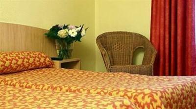 фото отеля Brit Hotel - Le Parisiana
