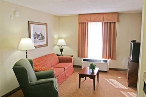фото отеля Hampton Inn & Suites Memphis-Shady Grove Road