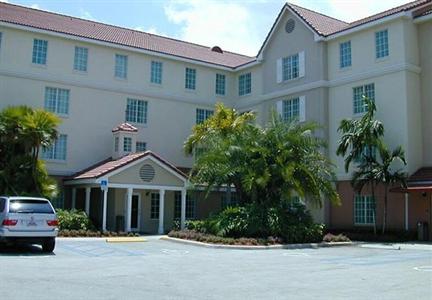 фото отеля Towneplace Suites Boca Raton