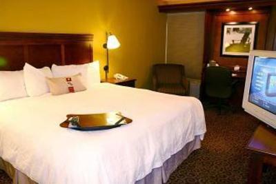 фото отеля Hampton Inn Brookfield