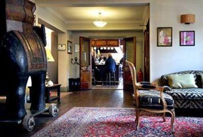 фото отеля The Elephant Hotel Pangbourne