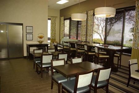 фото отеля Hampton Inn Norfolk Naval Base