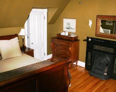 фото отеля Gillespie House Inn