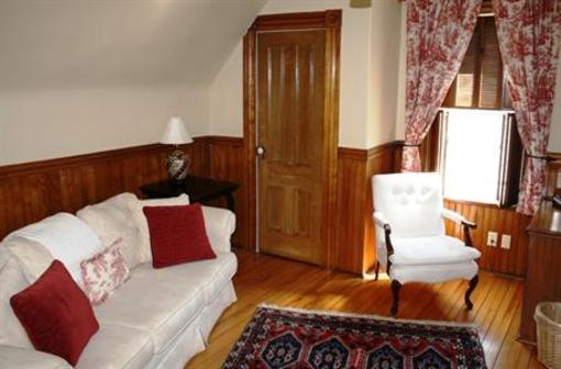 фото отеля Gillespie House Inn