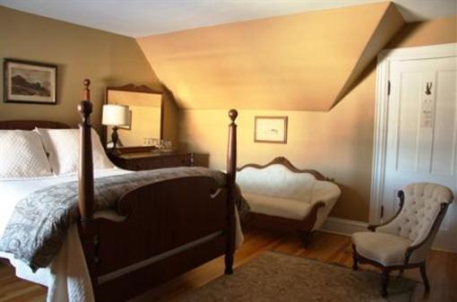 фото отеля Gillespie House Inn