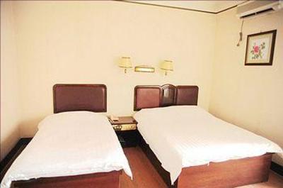 фото отеля Yanshan Luxingshe Hotel