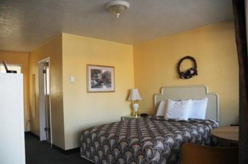 фото отеля Travelers Inn Pendleton