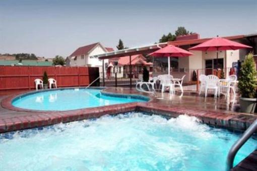 фото отеля Travelers Inn Pendleton