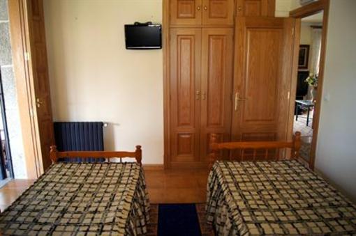 фото отеля Hostal Albergue Villa San Clemente