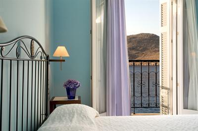 фото отеля Art Hotel Halki