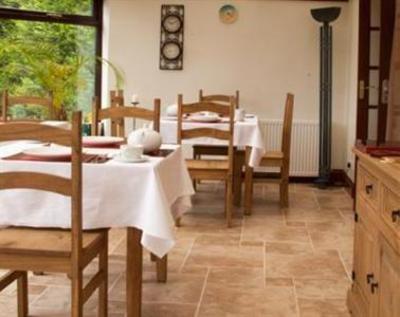 фото отеля The Cedars B&B