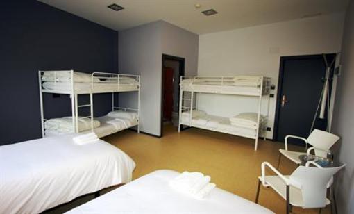 фото отеля Kaps Hostel Vigo